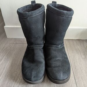 Black Ugg Classic Winter Boots With Vibram Sole New Ugg Inserts Size 9